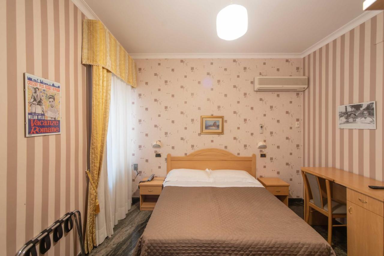 Hotel Siviglia Fiuggi Dış mekan fotoğraf